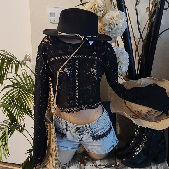 SALE TODAY SEXY CROP TOP  LONG SLEEVES SM. .MULTI - Picture 10 of 16